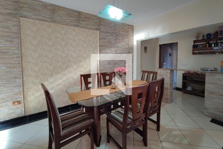 Sala de Jantar de casa para alugar com 4 quartos, 200m² em Jardim dos Oliveiras, Campinas