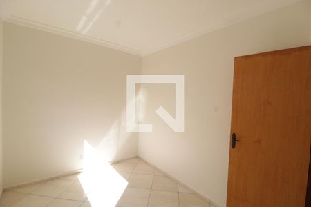 Quarto 2 de apartamento para alugar com 3 quartos, 75m² em Granada, Uberlândia