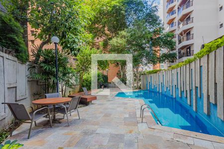 Apartamento à venda com 360m², 3 quartos e 4 vagasPiscina