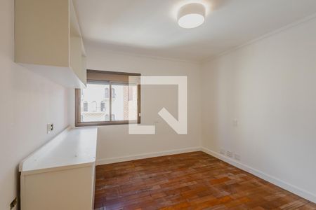 Apartamento à venda com 360m², 3 quartos e 4 vagasSuíte 2
