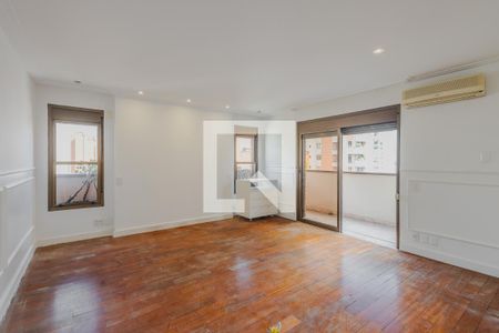 Apartamento à venda com 360m², 3 quartos e 4 vagasSuíte 3