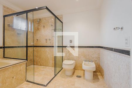 Apartamento à venda com 360m², 3 quartos e 4 vagasBanheiro 2 da Suíte 3