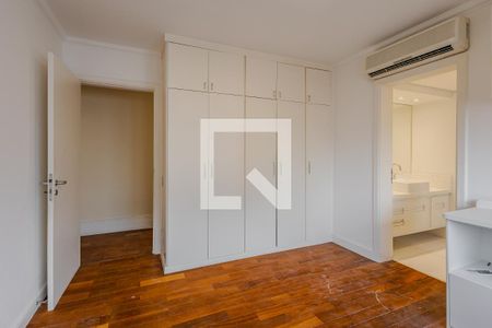 Apartamento à venda com 360m², 3 quartos e 4 vagasSuíte 1