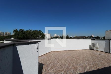 Apartamento para alugar com 220m², 3 quartos e 2 vagasQuintal