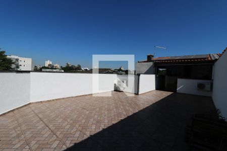 Apartamento para alugar com 220m², 3 quartos e 2 vagasQuintal