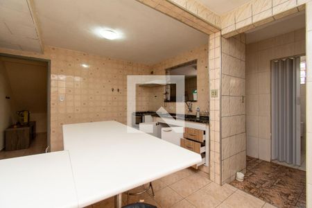 Casa para alugar com 190m², 3 quartos e 2 vagas Casa para alugar com 190m², 3 quartos e 2 vagasCozinha