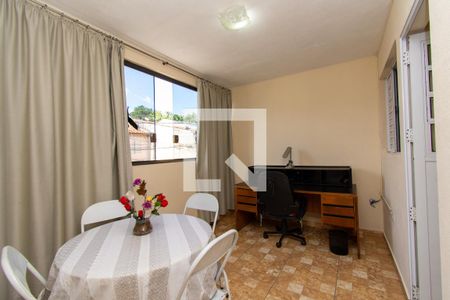 Casa para alugar com 190m², 3 quartos e 2 vagas Casa para alugar com 190m², 3 quartos e 2 vagasEscritório