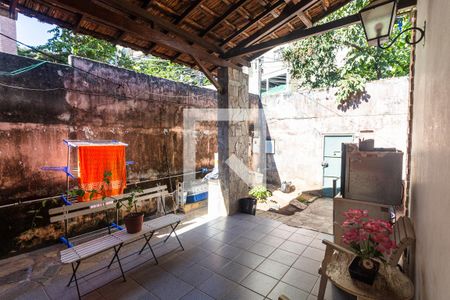 Casa à venda com 122m², 3 quartos e 1 vaga Casa à venda com 122m², 3 quartos e 1 vagaEntrada