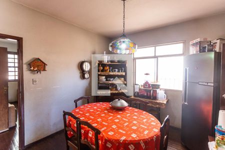 Casa à venda com 122m², 3 quartos e 1 vaga Casa à venda com 122m², 3 quartos e 1 vagaCopa