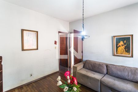 Sala de casa à venda com 3 quartos, 122m² em São Pedro, Belo Horizonte