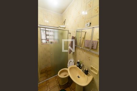 Casa à venda com 138m², 2 quartos e 1 vagaBanheiro