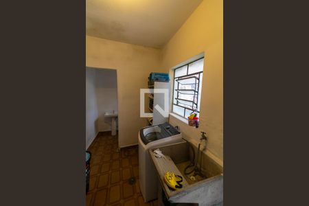 Casa à venda com 138m², 2 quartos e 1 vagaÁrea de serviço 