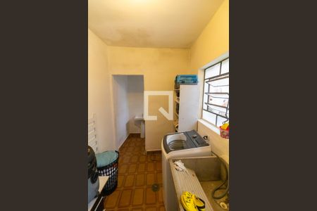 Casa à venda com 138m², 2 quartos e 1 vagaÁrea de serviço 