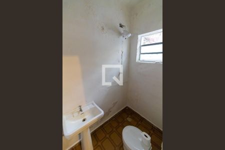 Casa à venda com 138m², 2 quartos e 1 vagaÁrea de serviço 