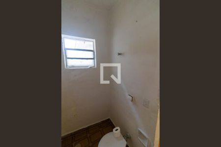 Casa à venda com 138m², 2 quartos e 1 vagaBanheiro