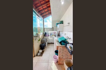 Apartamento à venda com 94m², 2 quartos e 1 vaga Apartamento à venda com 94m², 2 quartos e 1 vagaCobertura - Area de Serviço