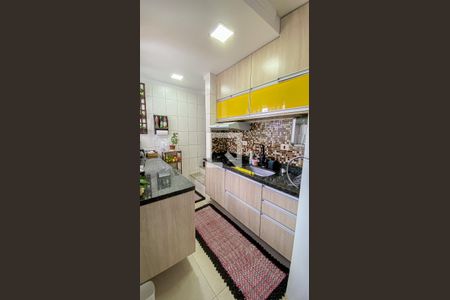 Apartamento à venda com 94m², 2 quartos e 1 vaga Apartamento à venda com 94m², 2 quartos e 1 vagaCozinha