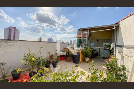 Apartamento à venda com 94m², 2 quartos e 1 vaga Apartamento à venda com 94m², 2 quartos e 1 vagaCobertura