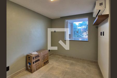 Quarto de apartamento para alugar com 1 quarto, 45m² em Recreio dos Bandeirantes, Rio de Janeiro