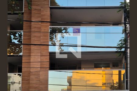 Placa de apartamento para alugar com 1 quarto, 45m² em Recreio dos Bandeirantes, Rio de Janeiro
