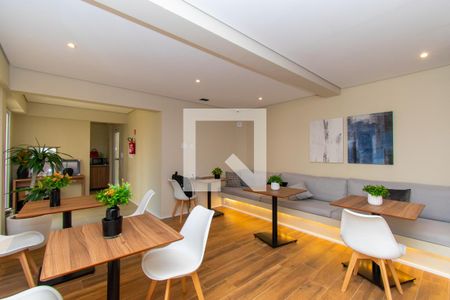 Apartamento para alugar com 37m², 1 quarto e sem vaga Apartamento para alugar com 37m², 1 quarto e sem vagaÁrea comum - Salão de festas