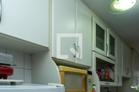 Apartamento à venda com 65m², 2 quartos e 1 vaga Apartamento à venda com 65m², 2 quartos e 1 vagaCozinha - Armários