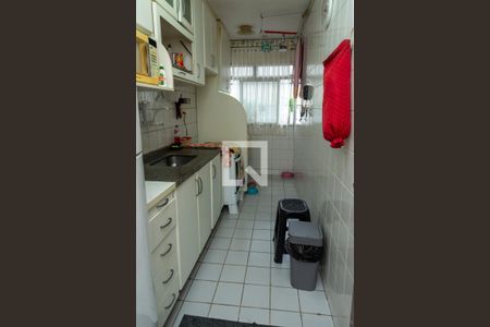 Apartamento à venda com 65m², 2 quartos e 1 vaga Apartamento à venda com 65m², 2 quartos e 1 vagaCozinha - Armários