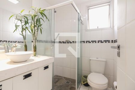 Apartamento para alugar com 117m², 4 quartos e 2 vagas Apartamento para alugar com 117m², 4 quartos e 2 vagasBanheiro Social