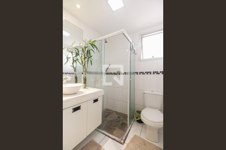 Apartamento para alugar com 117m², 4 quartos e 2 vagas Apartamento para alugar com 117m², 4 quartos e 2 vagasBanheiro Social