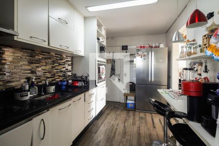 Apartamento para alugar com 117m², 4 quartos e 2 vagas Apartamento para alugar com 117m², 4 quartos e 2 vagasCozinha