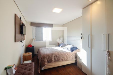 Apartamento para alugar com 117m², 4 quartos e 2 vagas Apartamento para alugar com 117m², 4 quartos e 2 vagasSuíte