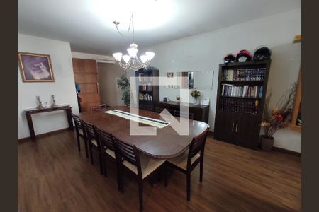 Apartamento à venda com 158m², 3 quartos e sem vagaSala