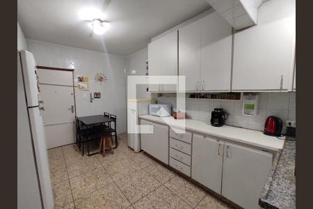 Cozinha de apartamento à venda com 3 quartos, 158m² em Bom Retiro, São Paulo