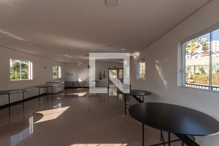 Apartamento para alugar com 47m², 2 quartos e 1 vagaÁrea comum - Salão de festas