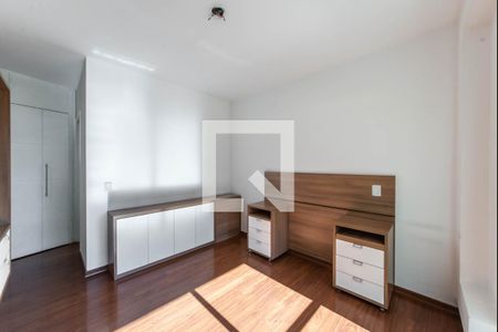 Apartamento à venda com 198m², 3 quartos e 3 vagas Apartamento à venda com 198m², 3 quartos e 3 vagasQuarto 3