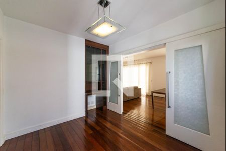Apartamento à venda com 198m², 3 quartos e 3 vagas Apartamento à venda com 198m², 3 quartos e 3 vagasCopa