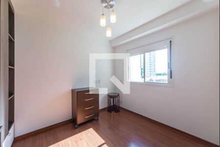 Apartamento à venda com 198m², 3 quartos e 3 vagas Apartamento à venda com 198m², 3 quartos e 3 vagasQuarto 2