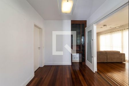 Apartamento à venda com 198m², 3 quartos e 3 vagas Apartamento à venda com 198m², 3 quartos e 3 vagasCopa
