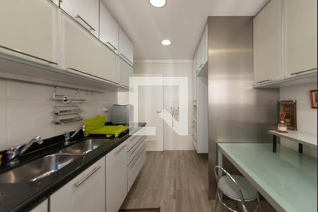 Apartamento à venda com 198m², 3 quartos e 3 vagas Apartamento à venda com 198m², 3 quartos e 3 vagasCozinha