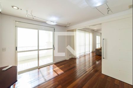Apartamento à venda com 198m², 3 quartos e 3 vagas Apartamento à venda com 198m², 3 quartos e 3 vagasQuarto 1