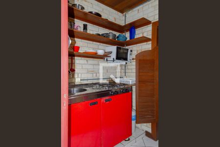 Cozinha de apartamento para alugar com 1 quarto, 30m² em Lagoa Pequena, Florianópolis