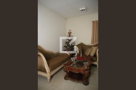 Sala de casa para alugar com 2 quartos, 70m² em Loteamento Solar Santa Rita, Goiânia