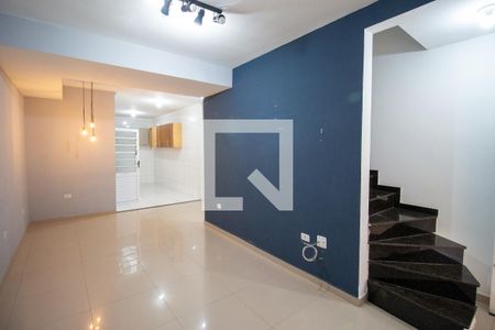 Sala de casa para alugar com 3 quartos, 100m² em Vila Norma, São Paulo