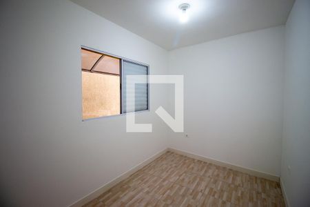 Quarto 1 de casa para alugar com 3 quartos, 100m² em Vila Norma, São Paulo