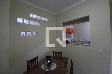 Sala de Jantar de casa para alugar com 2 quartos, 105m² em São Miguel, São Gonçalo
