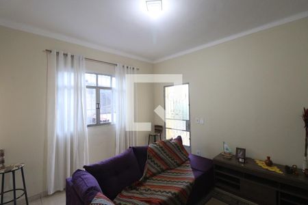 Sala de casa para alugar com 2 quartos, 105m² em São Miguel, São Gonçalo
