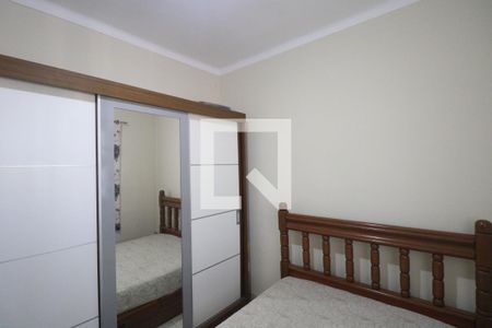 Quarto 1 de casa para alugar com 2 quartos, 105m² em São Miguel, São Gonçalo