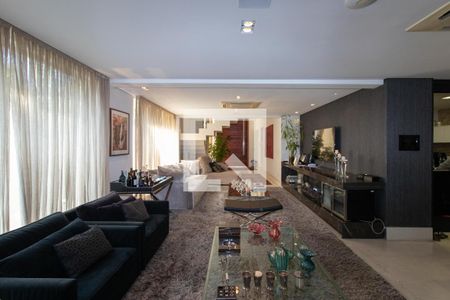 Sala de casa para alugar com 4 quartos, 500m² em Tucuruvi, São Paulo