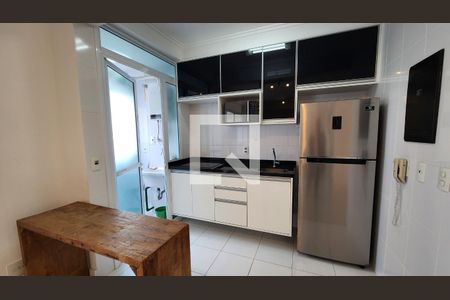 Studio à venda com 48m², 1 quarto e 1 vaga Studio à venda com 48m², 1 quarto e 1 vagaCozinha e Área de Serviço
