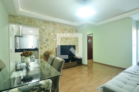 Sala de apartamento à venda com 2 quartos, 65m² em Vila Clarice, Santo André